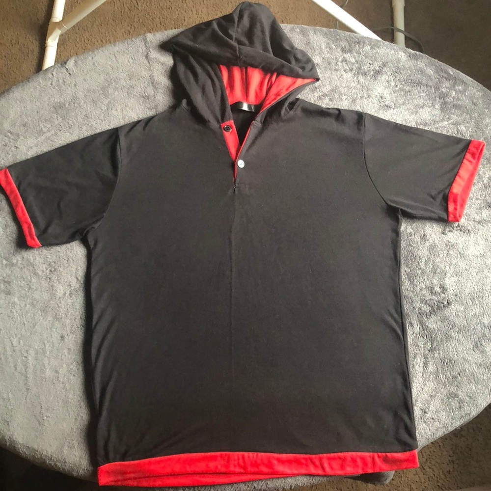 Short sleeve sweatshirt